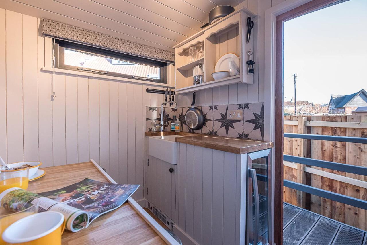 Bo Peep Shepherds Hut, Thorpeness Holiday home