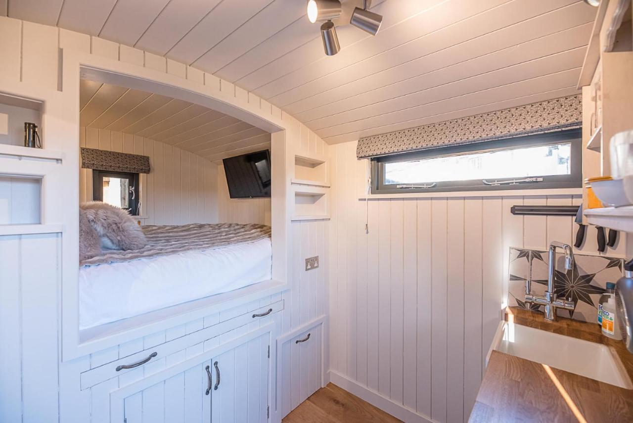 Bo Peep Shepherds Hut, Thorpeness * Leiston
